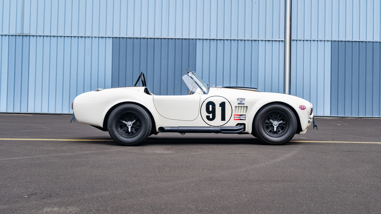 1965 Superformance - Image 4 of 31