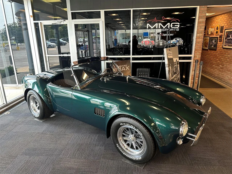 1965 Superformance - Image 2 of 19