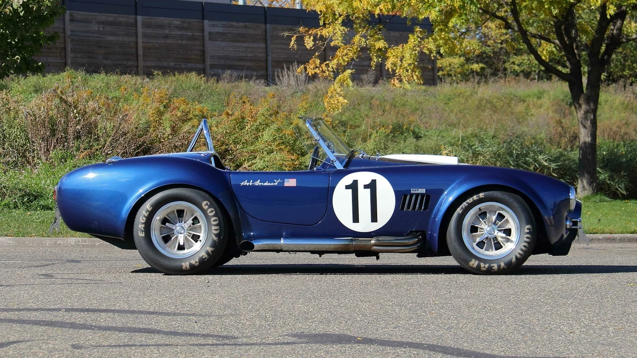 1965 Superformance - Image 2 of 31