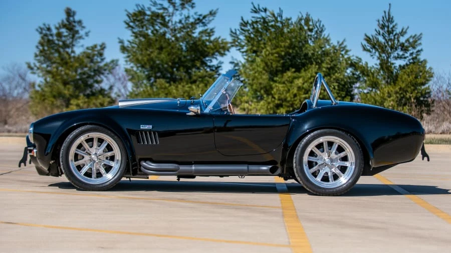 1965 Superformance - Image 2 of 31