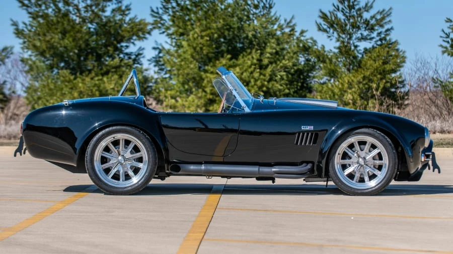 1965 Superformance - Image 8 of 31