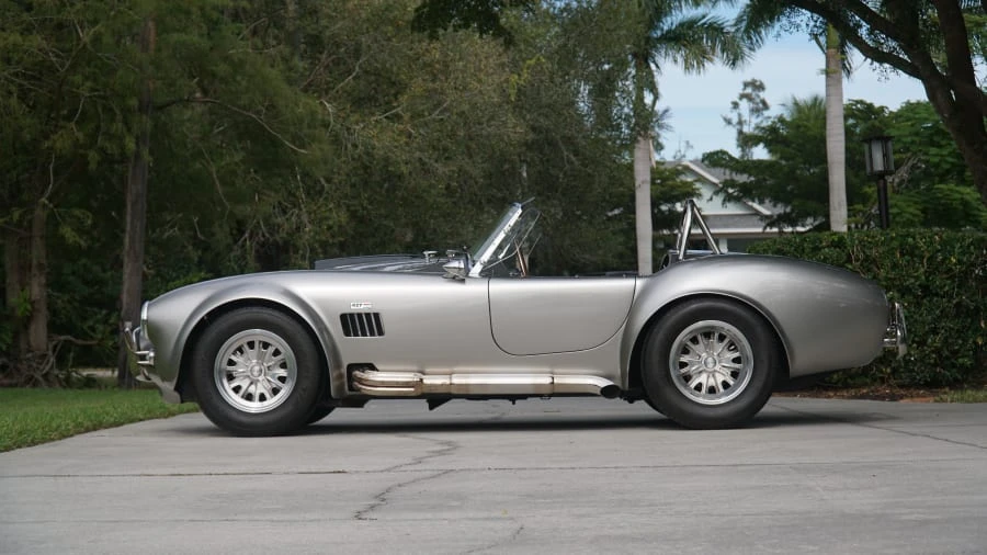 1965 Superformance - Image 2 of 26