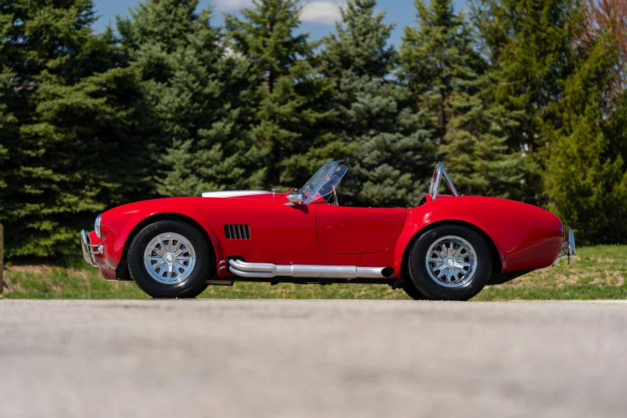 1965 Superformance - Image 2 of 31
