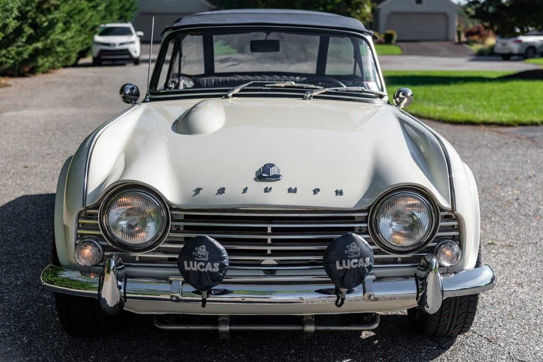 1965 Triumph TR4 - Image 10 of 31