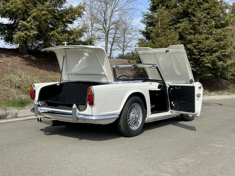 1965 Triumph TR4 - Image 13 of 31
