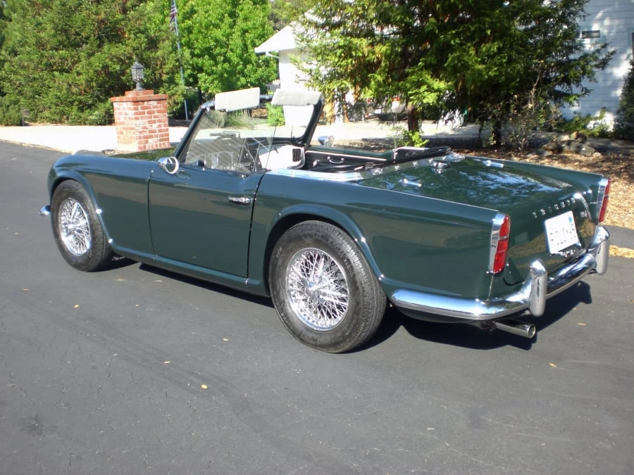 1965 Triumph TR4 - Image 2 of 8