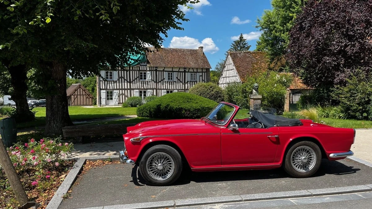 1965 Triumph TR4A - Image 7 of 30