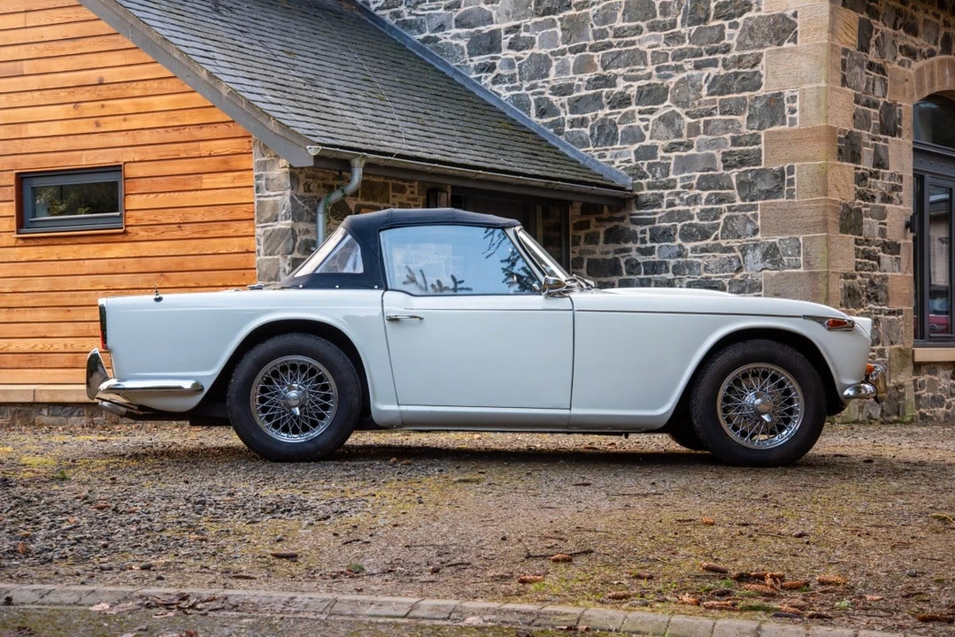 1965 Triumph TR4A - Image 8 of 30