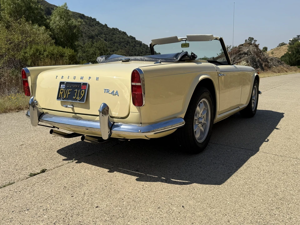 1965 Triumph TR4A - Image 19 of 31