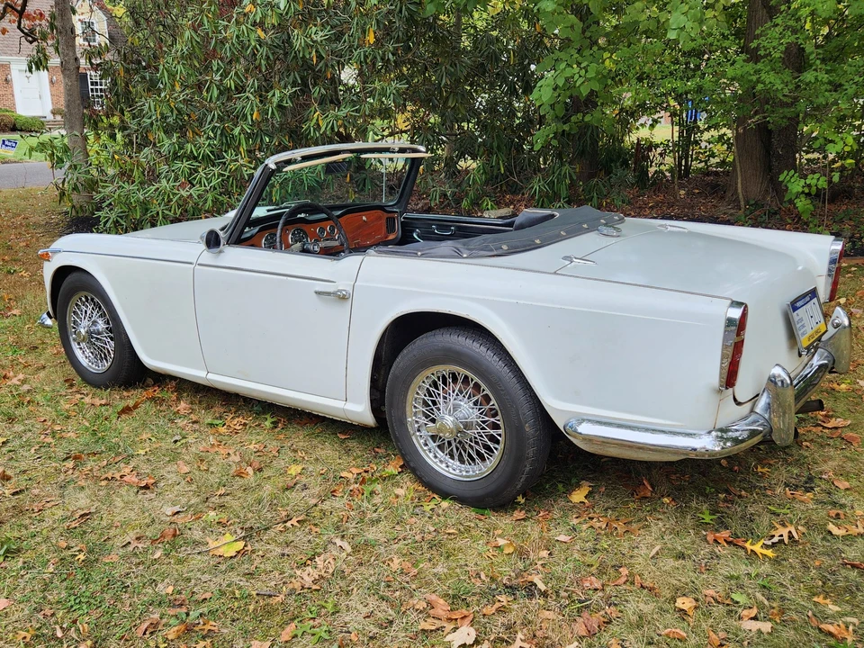 1965 Triumph TR4A - Image 9 of 31