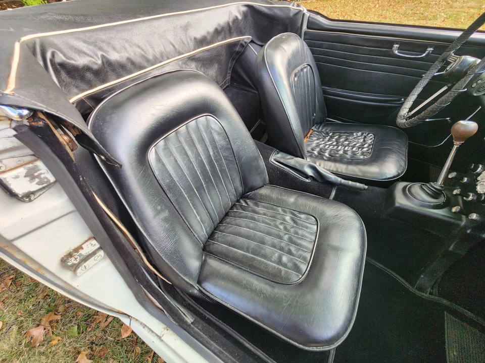 1965 Triumph TR4A - Image 26 of 31