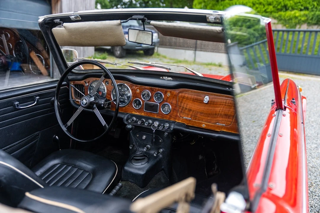 1965 Triumph TR4A - Image 18 of 30