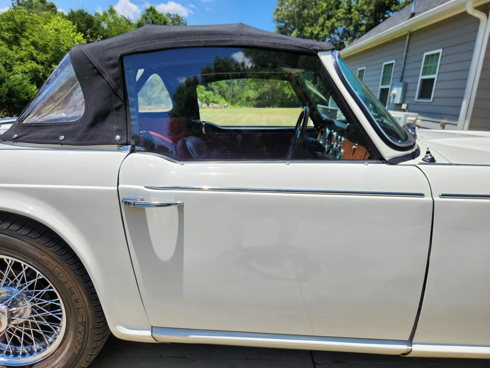 1965 Triumph TR4A - Image 18 of 31
