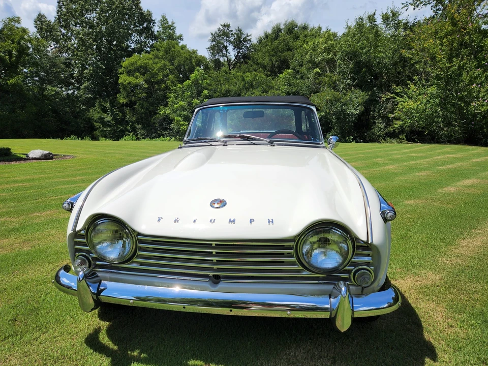 1965 Triumph TR4A - Image 8 of 31
