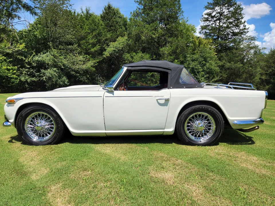 1965 Triumph TR4A - Image 15 of 31