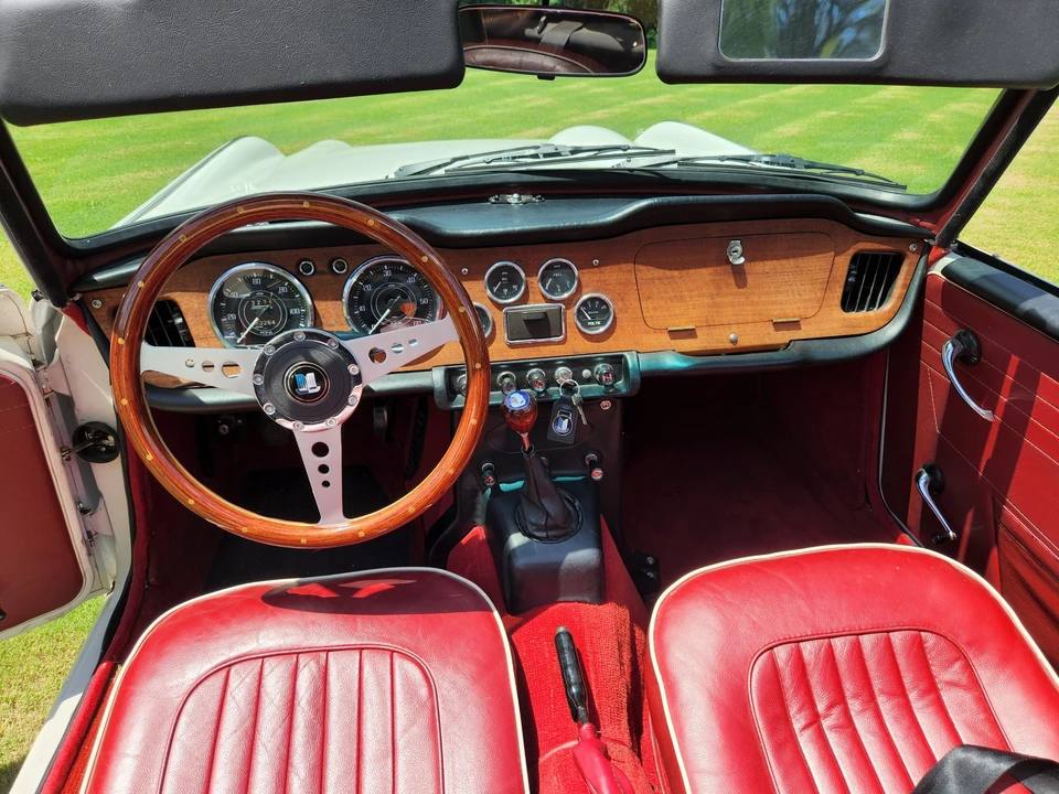 1965 Triumph TR4A - Image 19 of 31