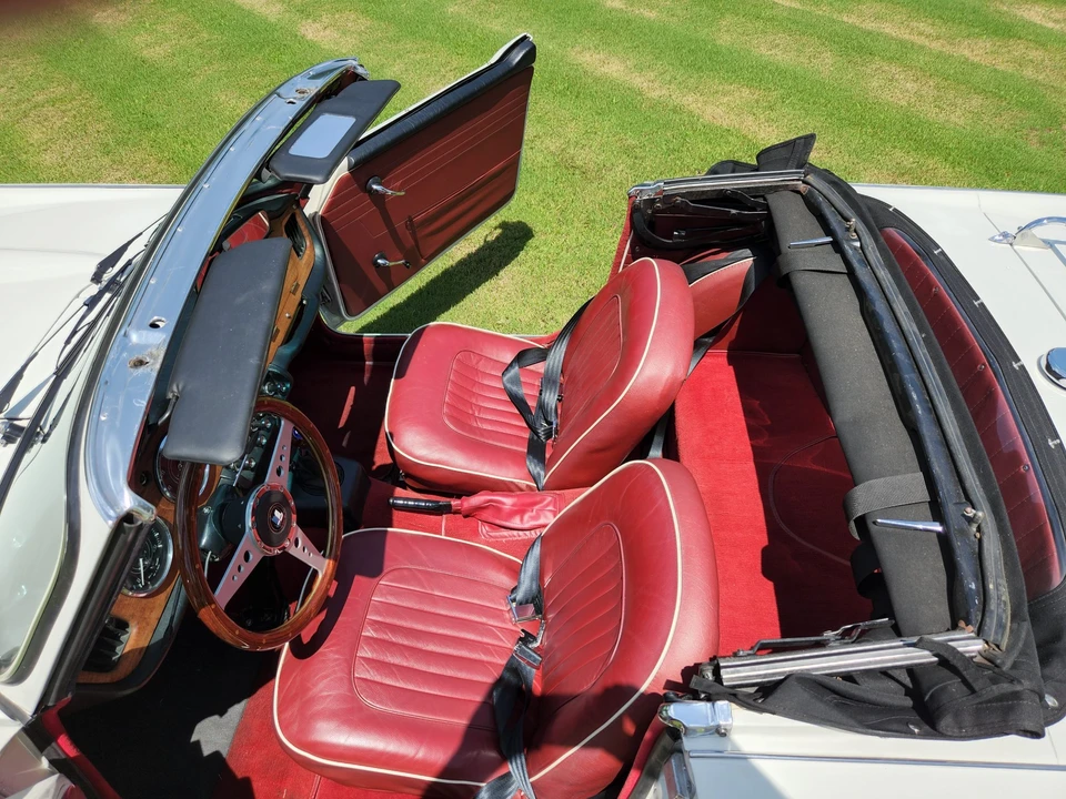 1965 Triumph TR4A - Image 16 of 31