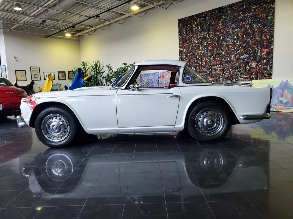 1965 Triumph TR4A - Image 5 of 31