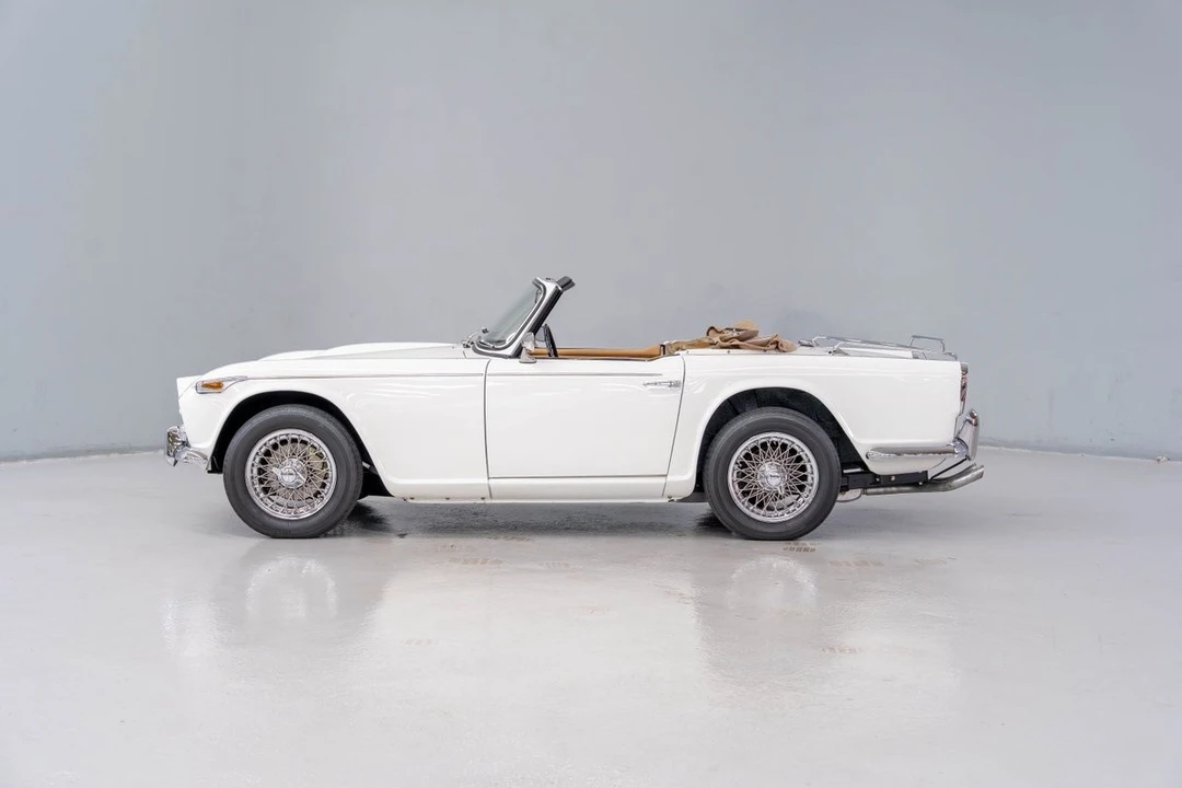 1965 Triumph TR4A - Image 3 of 12