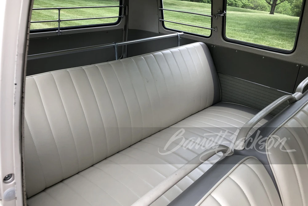 1965 Volkswagen Split-Window Bus - Image 16 of 31