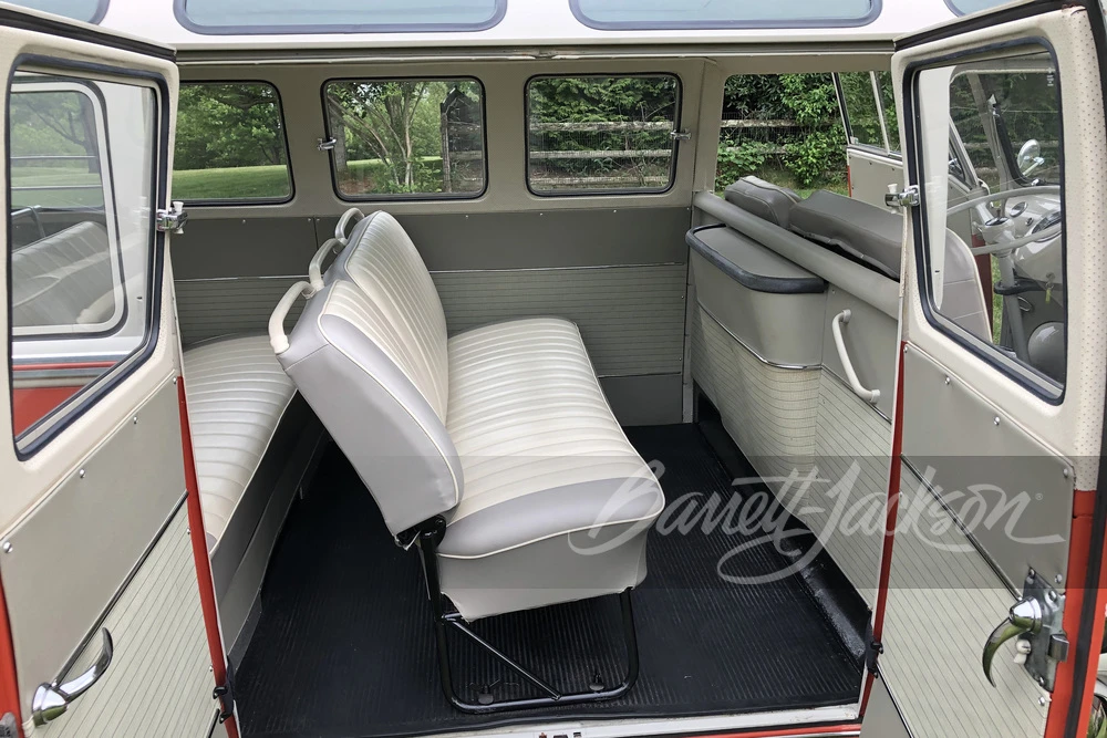 1965 Volkswagen Split-Window Bus - Image 25 of 31