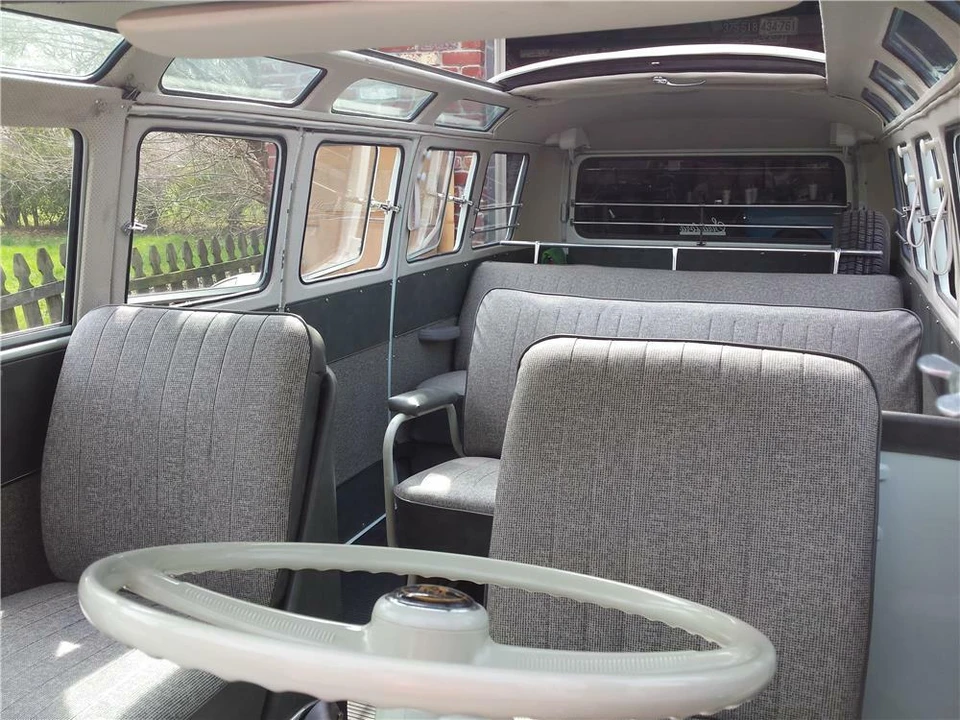 1965 Volkswagen Split-Window Bus - Image 4 of 5