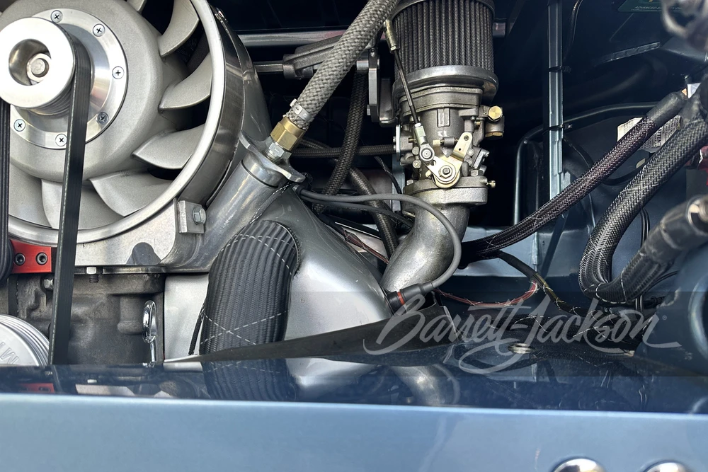 1965 Volkswagen Split-Window Bus - Image 10 of 31