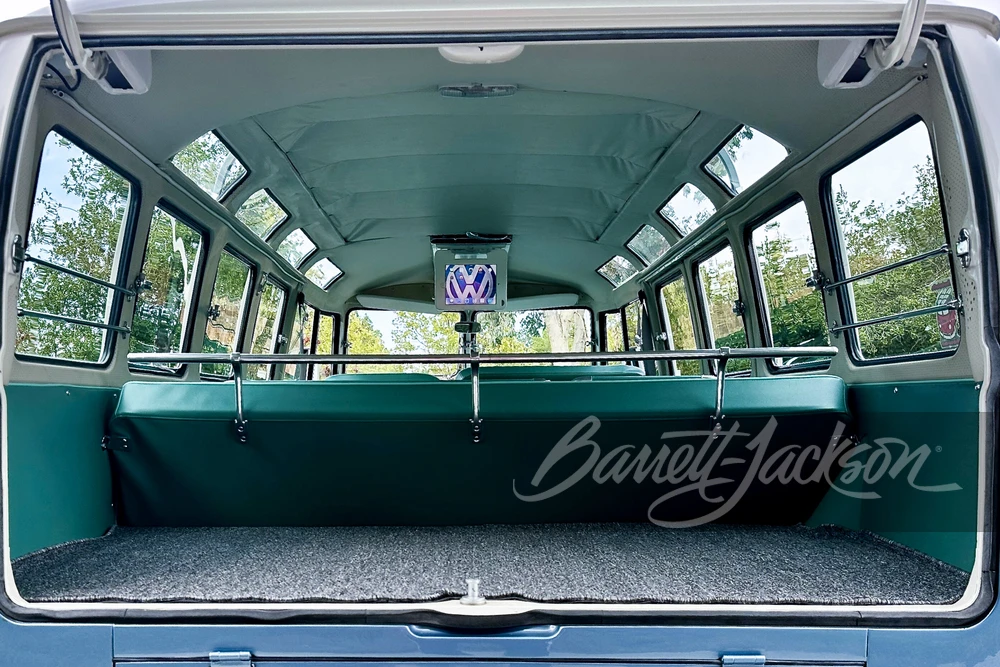 1965 Volkswagen Split-Window Bus - Image 21 of 31