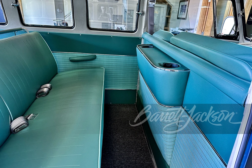 1965 Volkswagen Split-Window Bus - Image 25 of 31