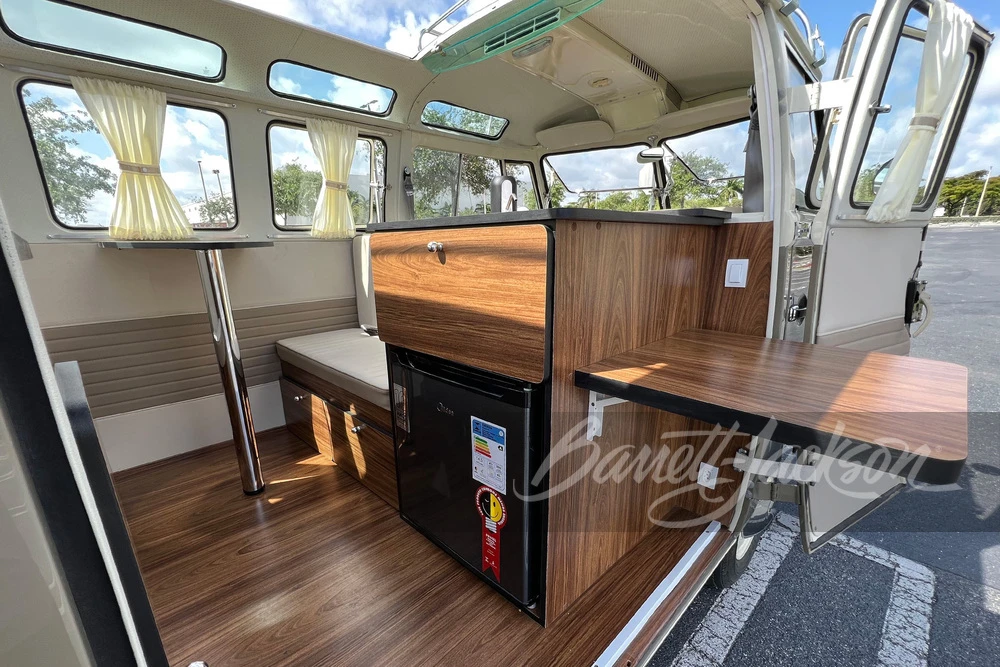 1965 Volkswagen Split-Window Bus - Image 4 of 28