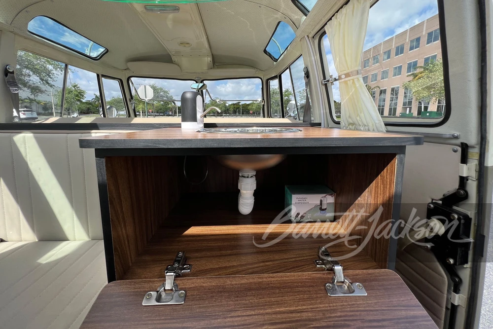 1965 Volkswagen Split-Window Bus - Image 10 of 28