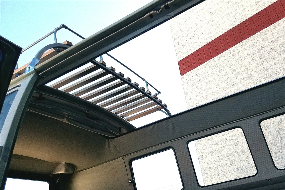 1965 Volkswagen Split-Window Bus - Image 4 of 7