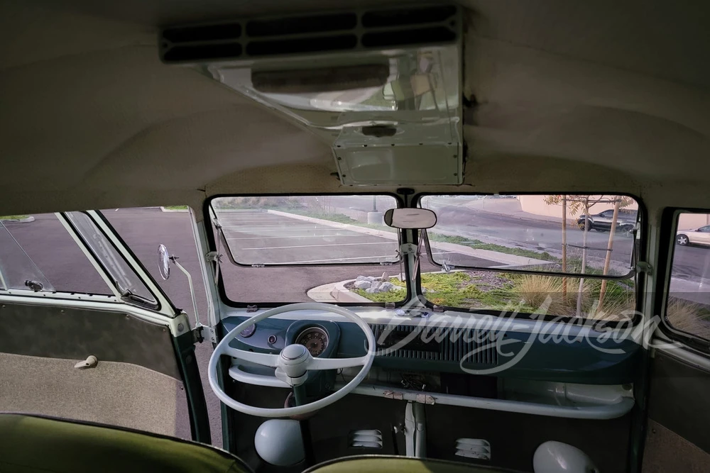 1965 Volkswagen Split-Window Bus - Image 3 of 13