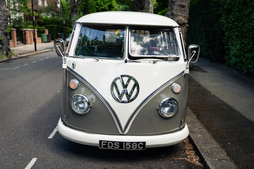 1965 Volkswagen Split-Window Camper - Image 18 of 31