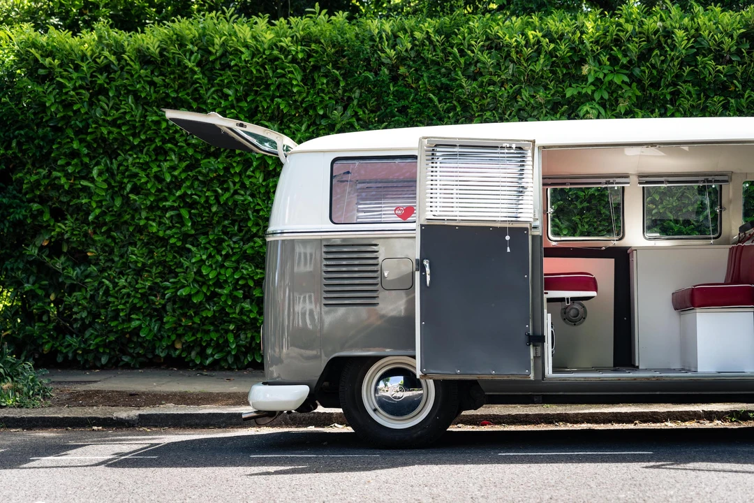 1965 Volkswagen Split-Window Camper - Image 26 of 31