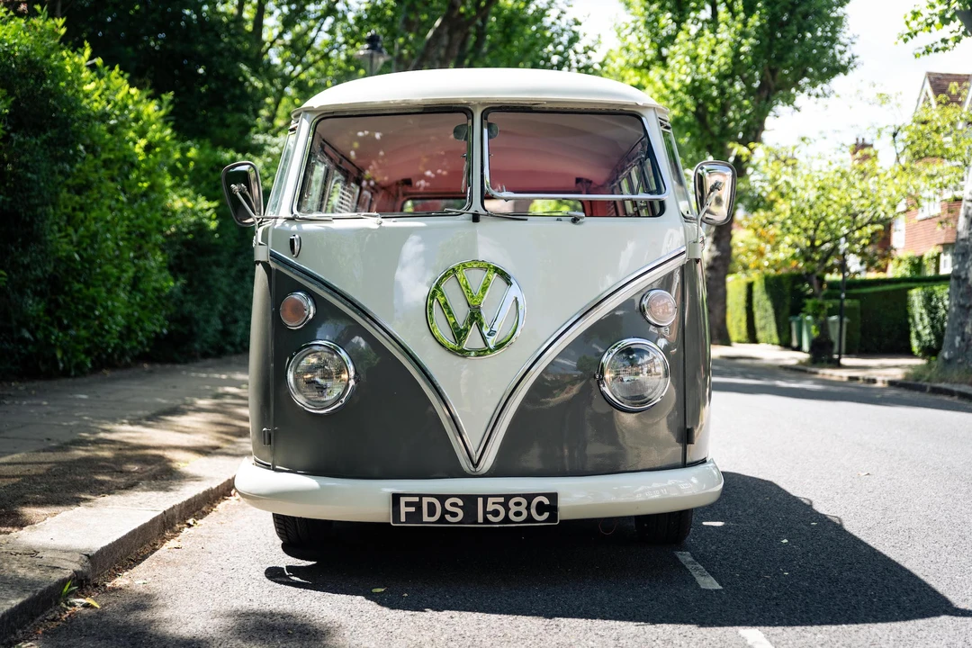 1965 Volkswagen Split-Window Camper - Image 10 of 31