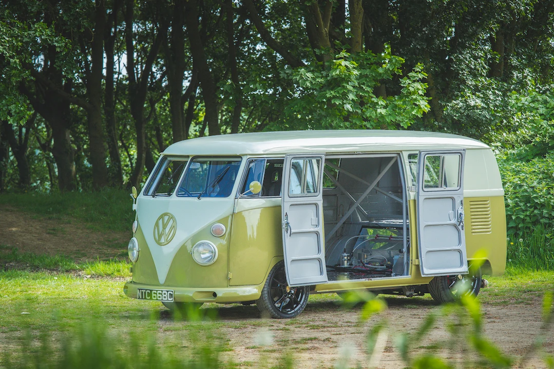 1965 Volkswagen Split-Window Bus - Image 14 of 31
