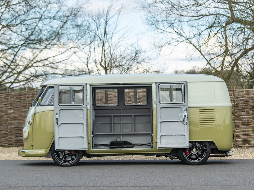 1965 Volkswagen Split-Window Bus - Image 24 of 31