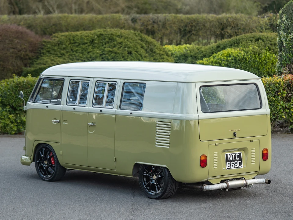 1965 Volkswagen Split-Window Bus - Image 20 of 31