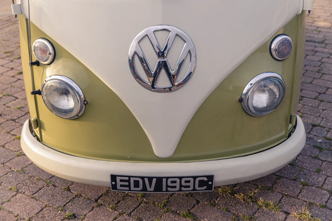 1965 Volkswagen Split-Window Camper - Image 26 of 31