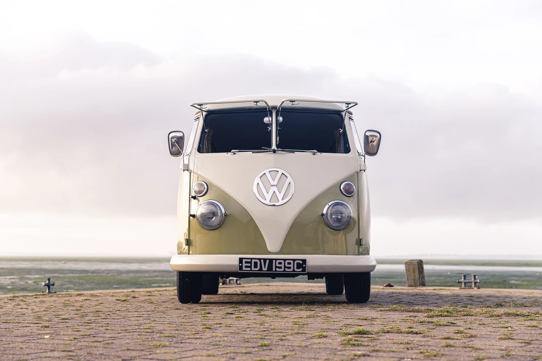 1965 Volkswagen Split-Window Camper - Image 3 of 31