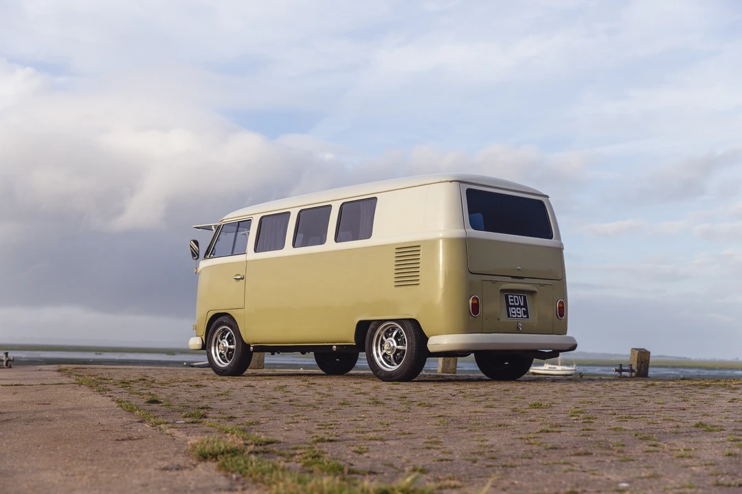 1965 Volkswagen Split-Window Camper - Image 14 of 31