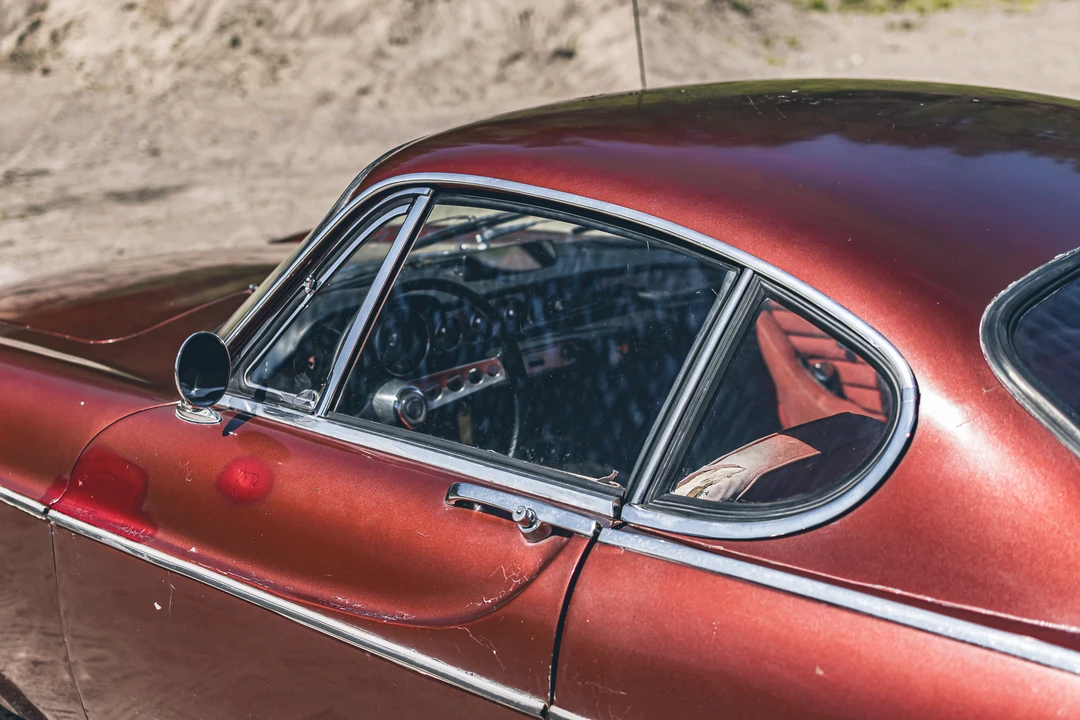 1965 Volvo 1800S - Image 30 of 31