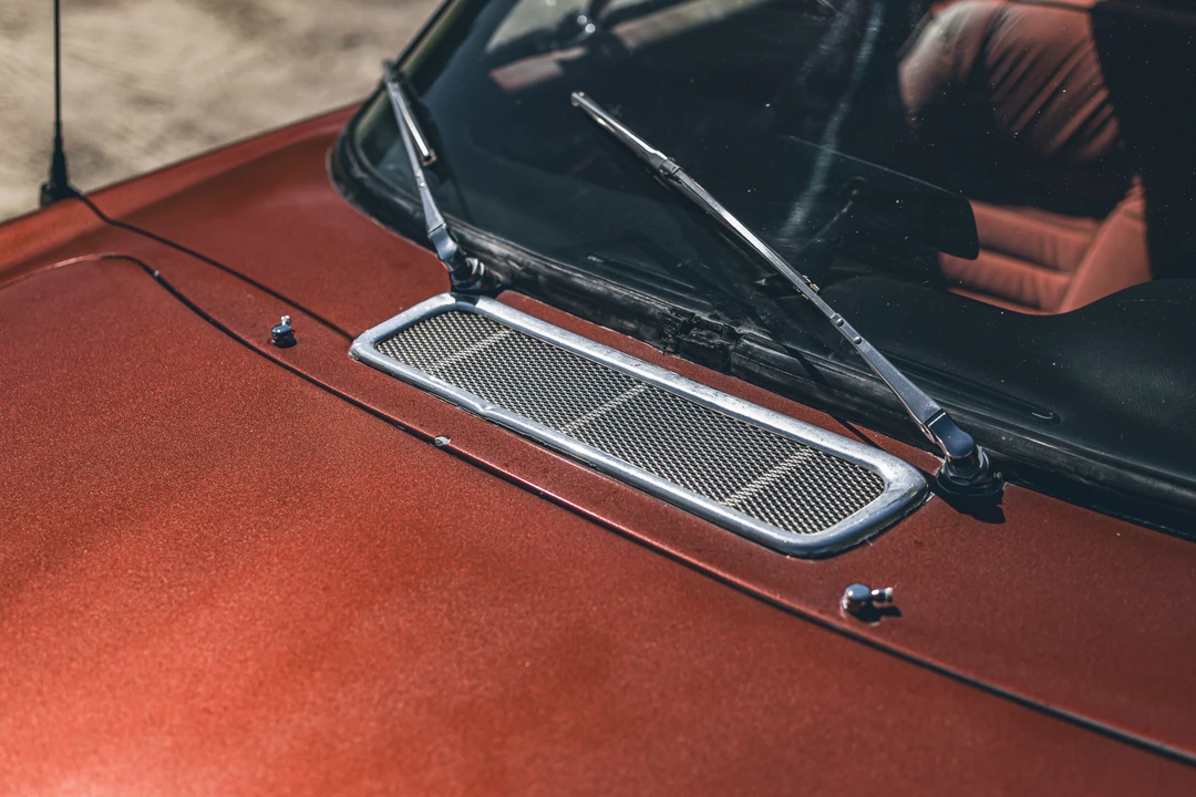 1965 Volvo 1800S - Image 15 of 31