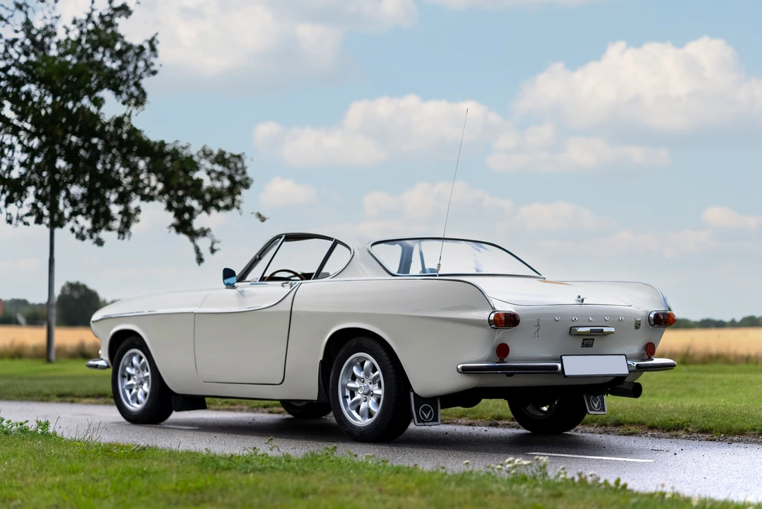1965 Volvo 1800S - Image 6 of 31