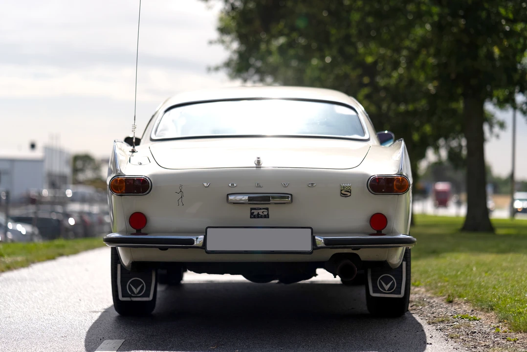 1965 Volvo 1800S - Image 12 of 31