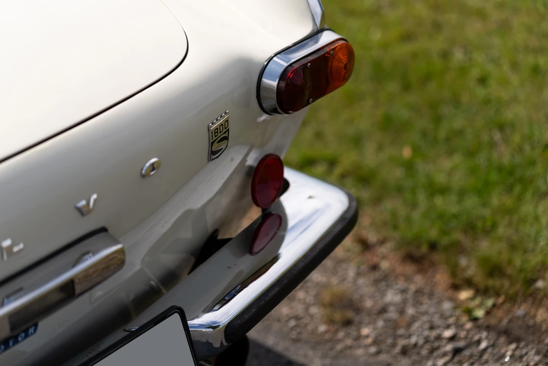 1965 Volvo 1800S - Image 29 of 31