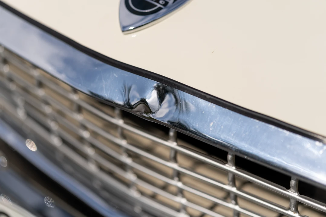 1965 Volvo 1800S - Image 13 of 31