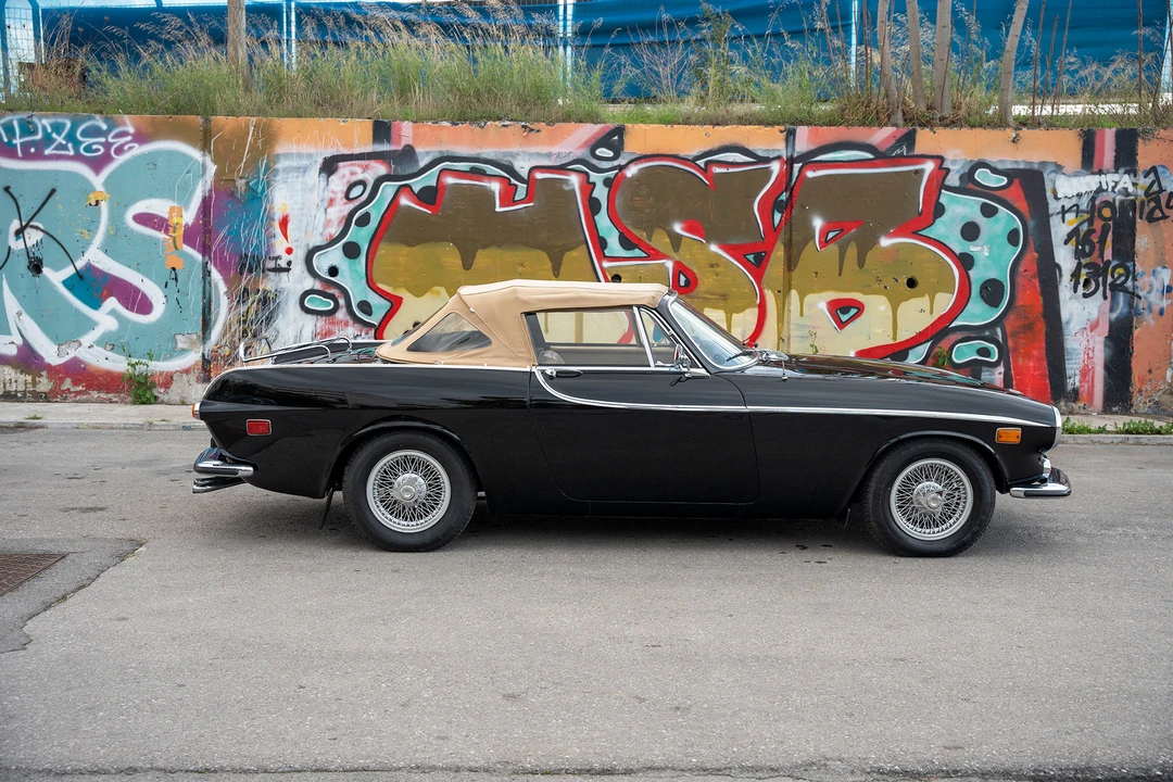 1964 Volvo 1800S - Image 9 of 31
