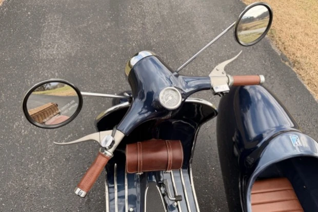 1965 Vespa Super & Primavera & P - Image 5 of 8